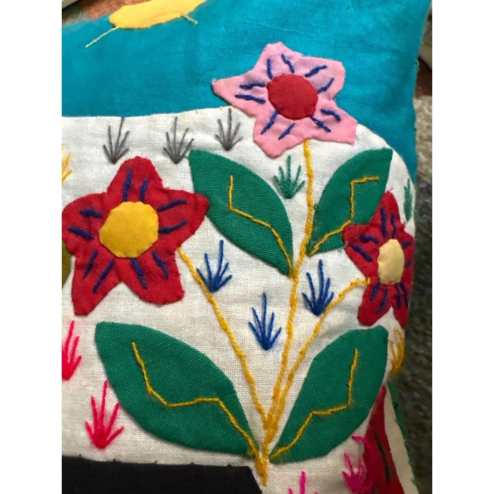 Handmade Arpillera Folk Art‎ Pillow Cover Embroidered 3D Village Scene Colorful